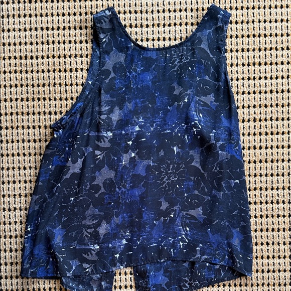 cupcakes & cashmere Purple and Brown Floral Tank Top - Picture 3 of 4